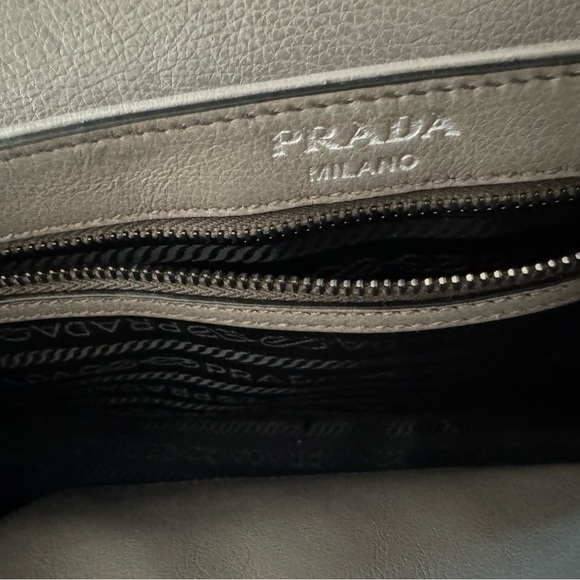 Prada Glace Calfskin Studded Crossbody⭐️❤️ - Picture 10 of 16